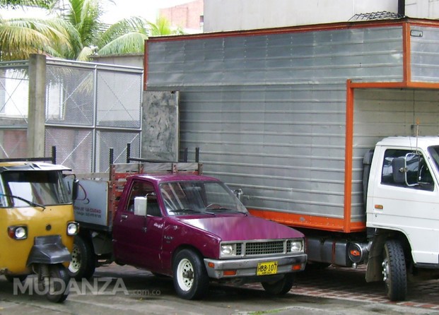 Foto vehiculos ACARREOS Y TRANSPORTES DIOMAR