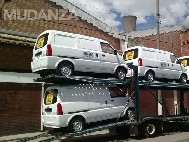 transporte de vehículos en niñeras.jpg